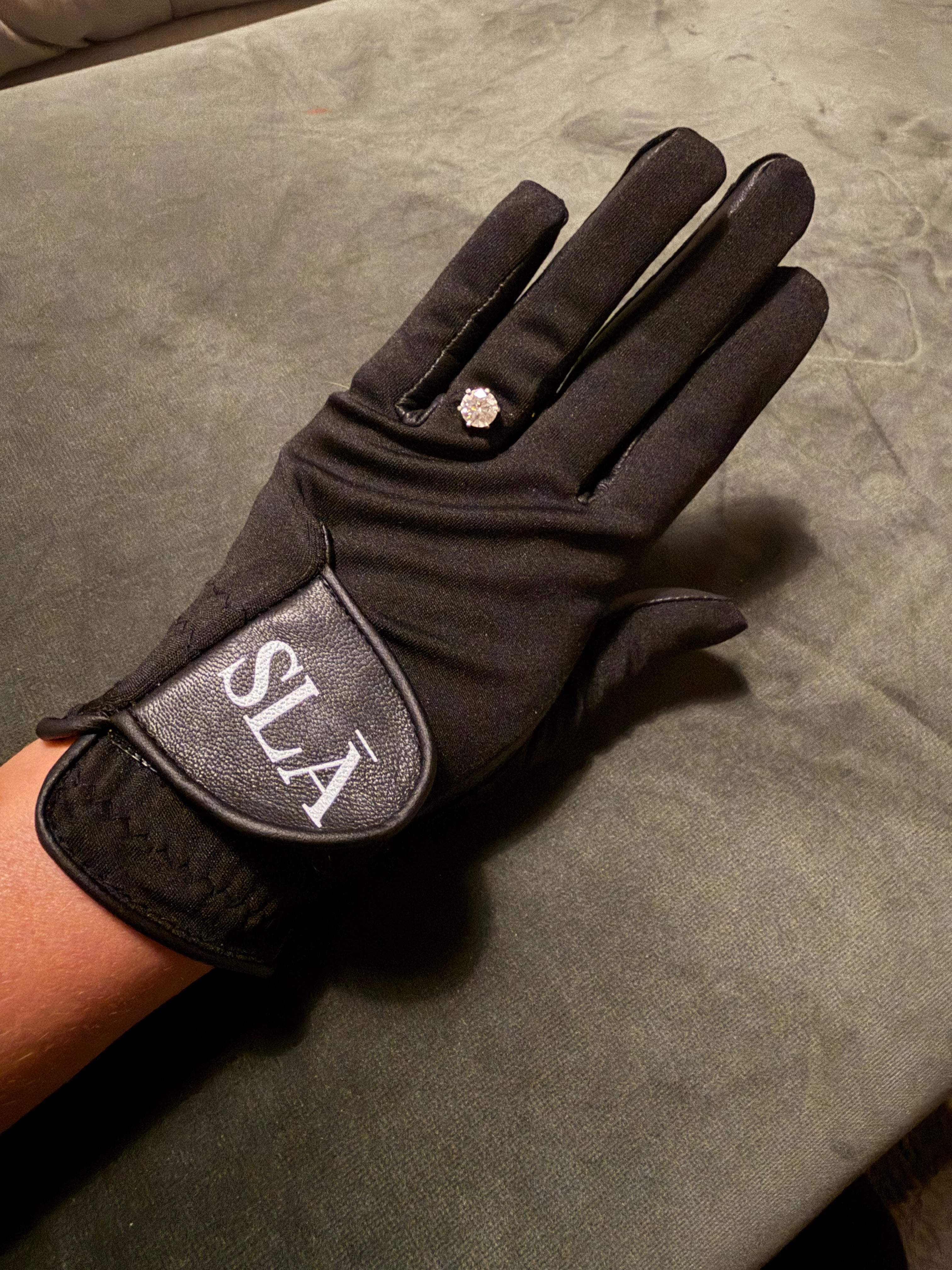 Stretch Glove with Ring Slit